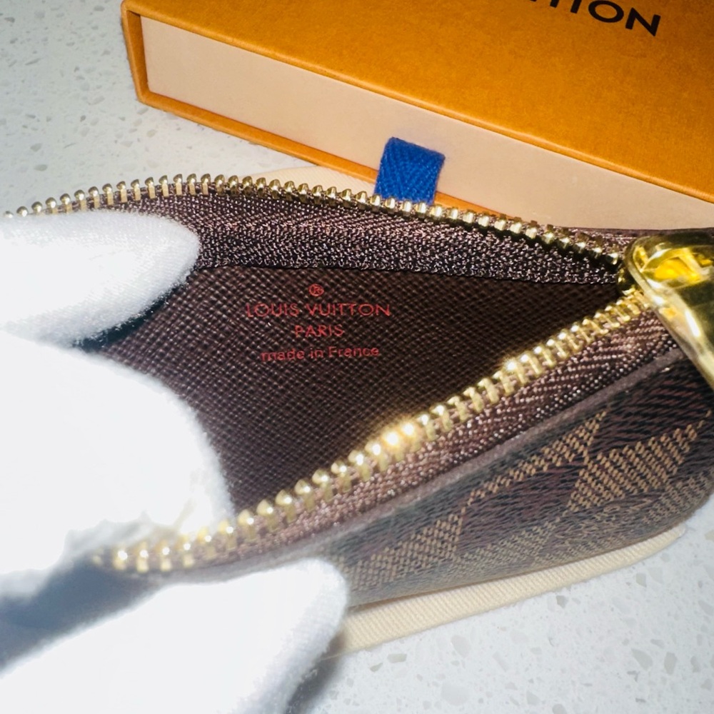 Louis Vuitton Damier Ebene Key Cles - Picture 4 of 7